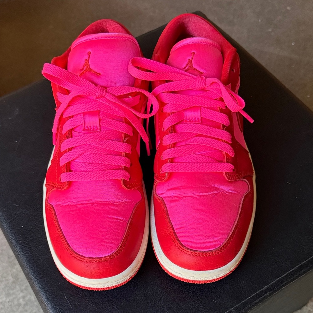 Nike Women's Air Jordan - Red and Pink - Picture 2 of 4